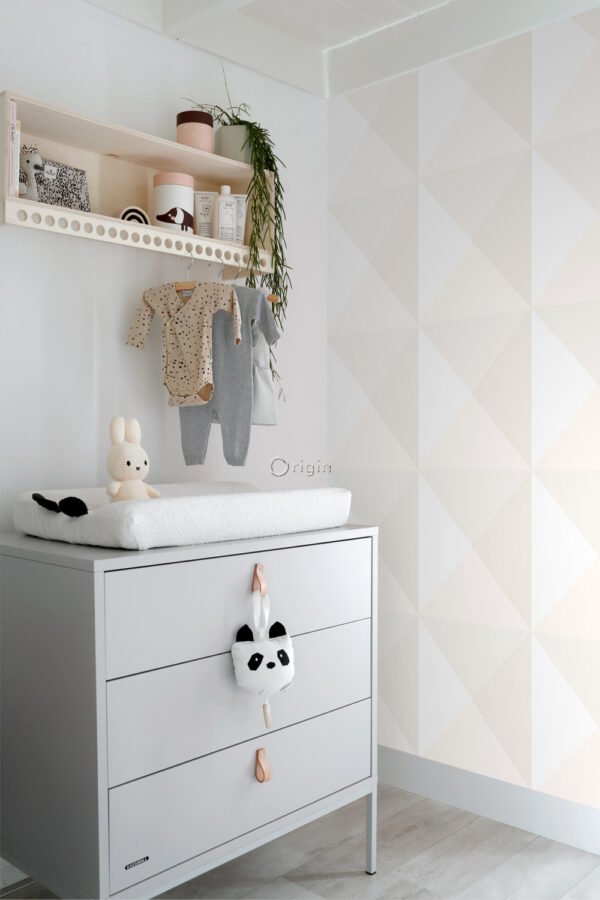 Origin Wallcoverings tapeet suured kolmnurgad - helekreemjas beež ja mattvalge