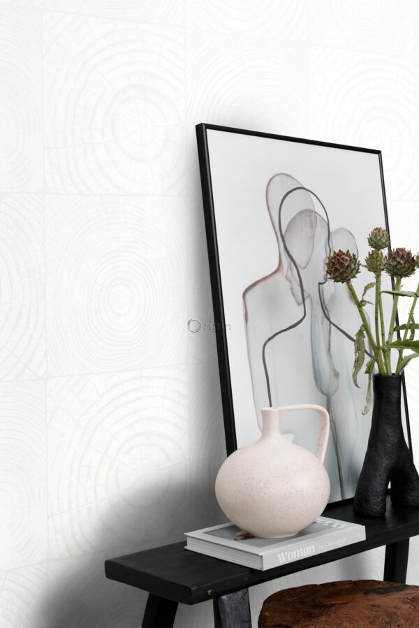 Origin Wallcoverings tapeet puidutüvede ristlõiked - valge ja hõbedane