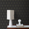 Origin Wallcoverings tapeet graafilised kolmnurgad - must ja kuld