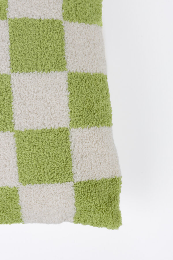 1000269_15 White Label Living tumba Lux