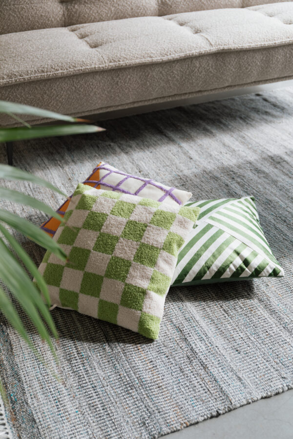 1000269_22 White Label Living tumba Lux