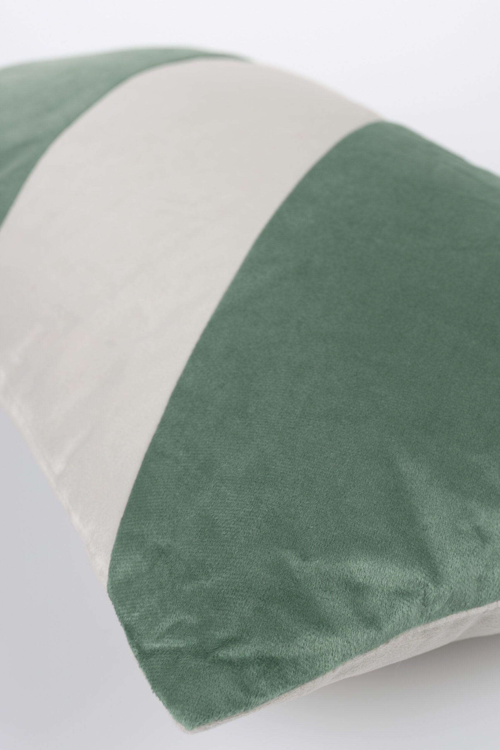 1000270_12 White Label Living padi Hoy