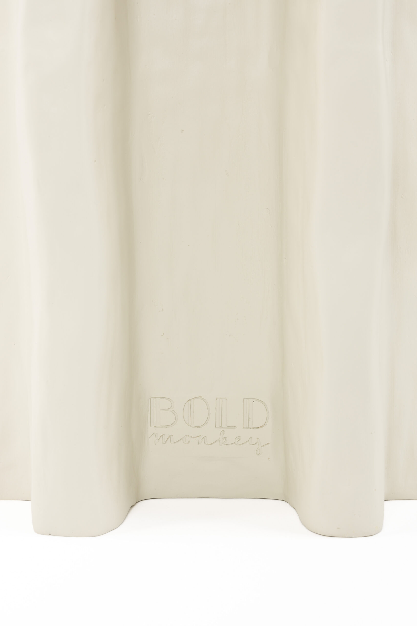 Bold Monkey abilaud Born To Be Alive Oval