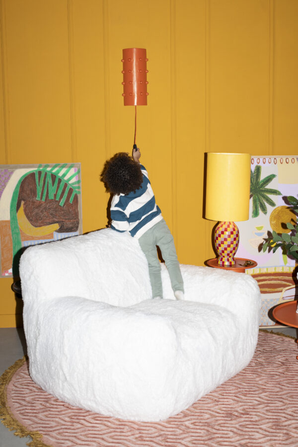 Bold Monkey seinavalgusti Pinch Me