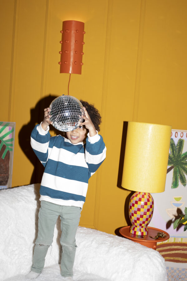 Bold Monkey seinavalgusti Pinch Me