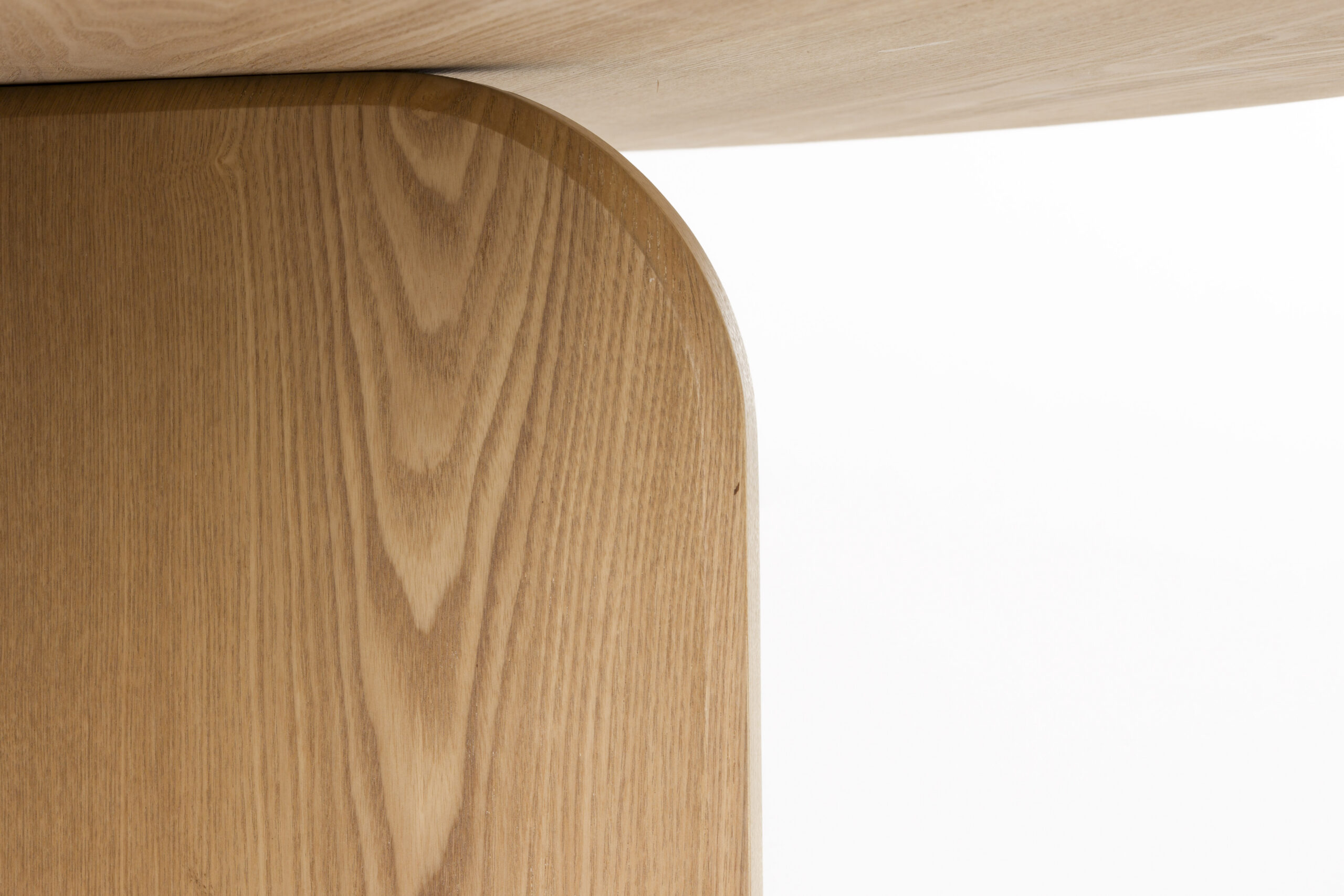 White Label Living söögilaud Laurent