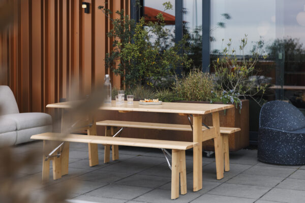 Zuiver väli söögilaud Avenue