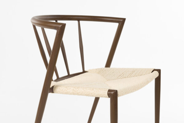 1001061_13 White Label Living tool Che Walnut