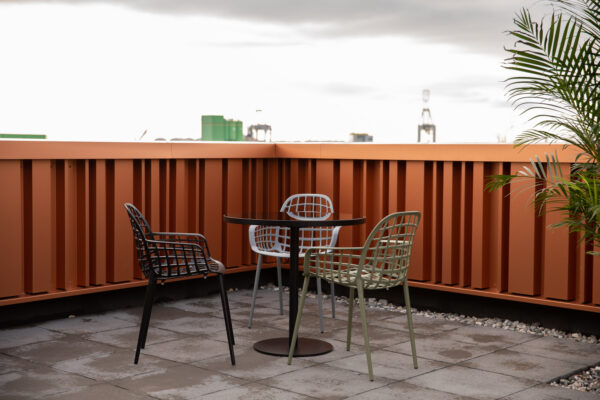 Zuiver väli söögilaud Albert