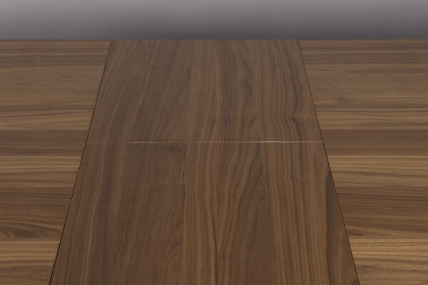 Dutchbone söögilaud Barlet