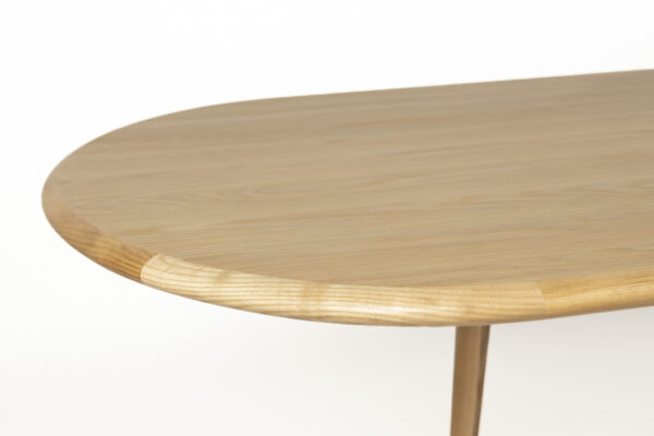 Zuiver söögilaud Twist