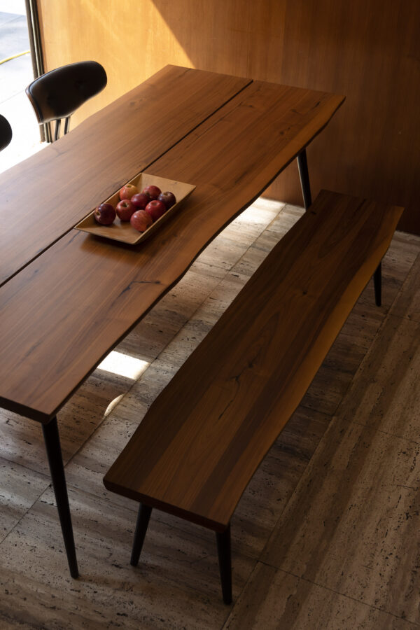 Dutchbone söögipink Alagon