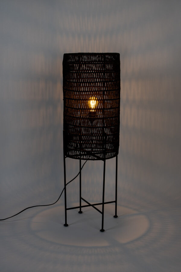 Dutchbone põrandavalgusti Kari