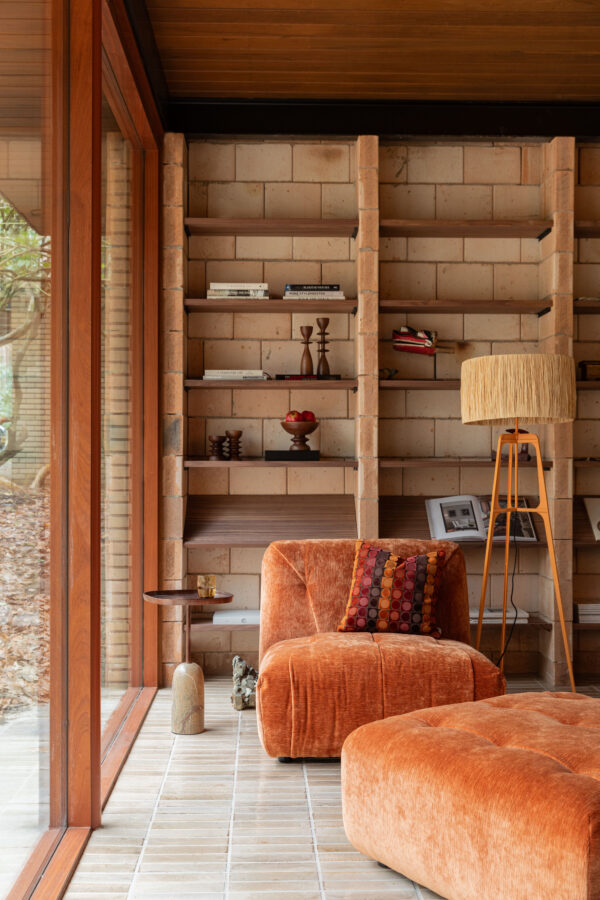 Dutchbone põrandavalgusti Afra