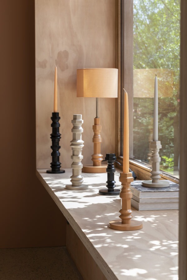 8300038_21 Zuiver küünlahoidja Totem