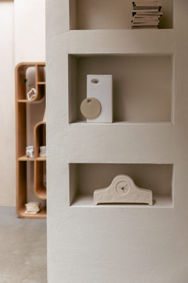 8500069_22 Zuiver kell Grandma Clock