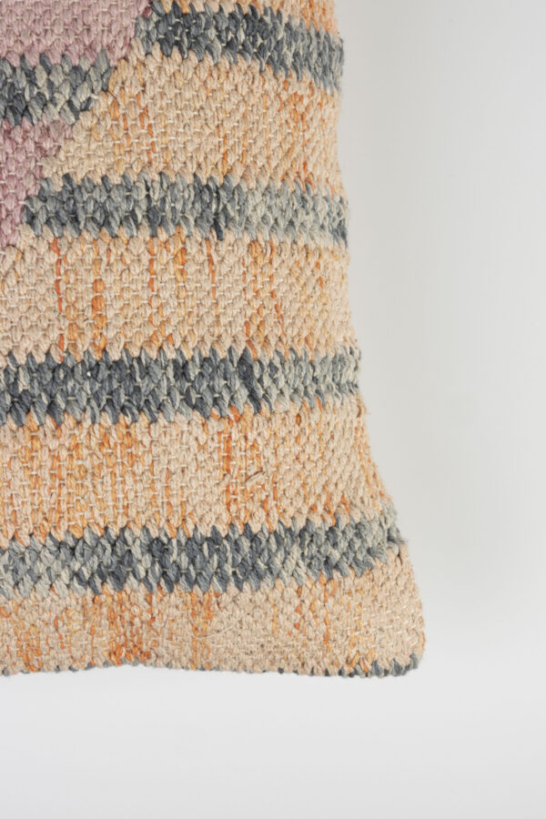 8600155_15 Dutchbone vaip Hampton