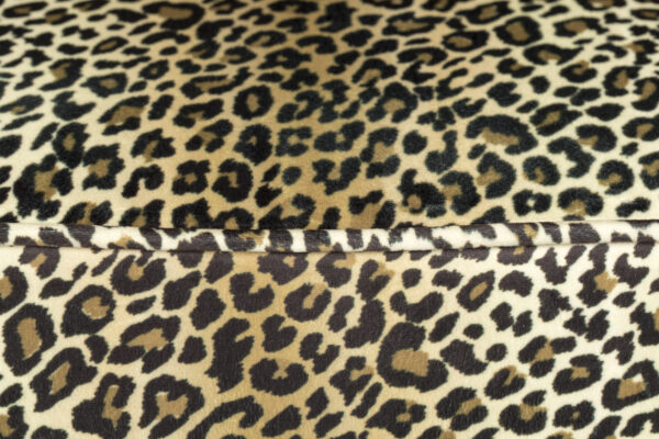 Bold Monkey tool Claws Out panther