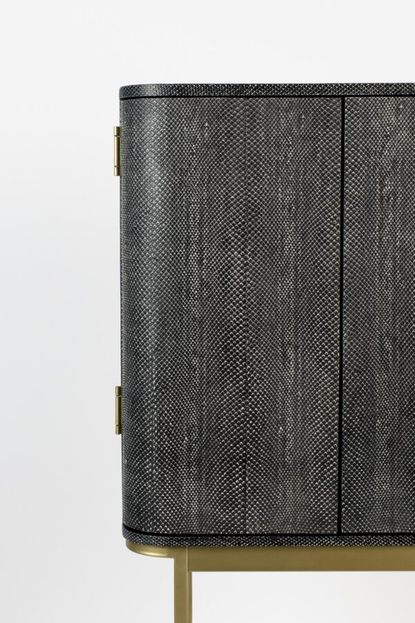 Bold Monkey kapp Ava Morgana