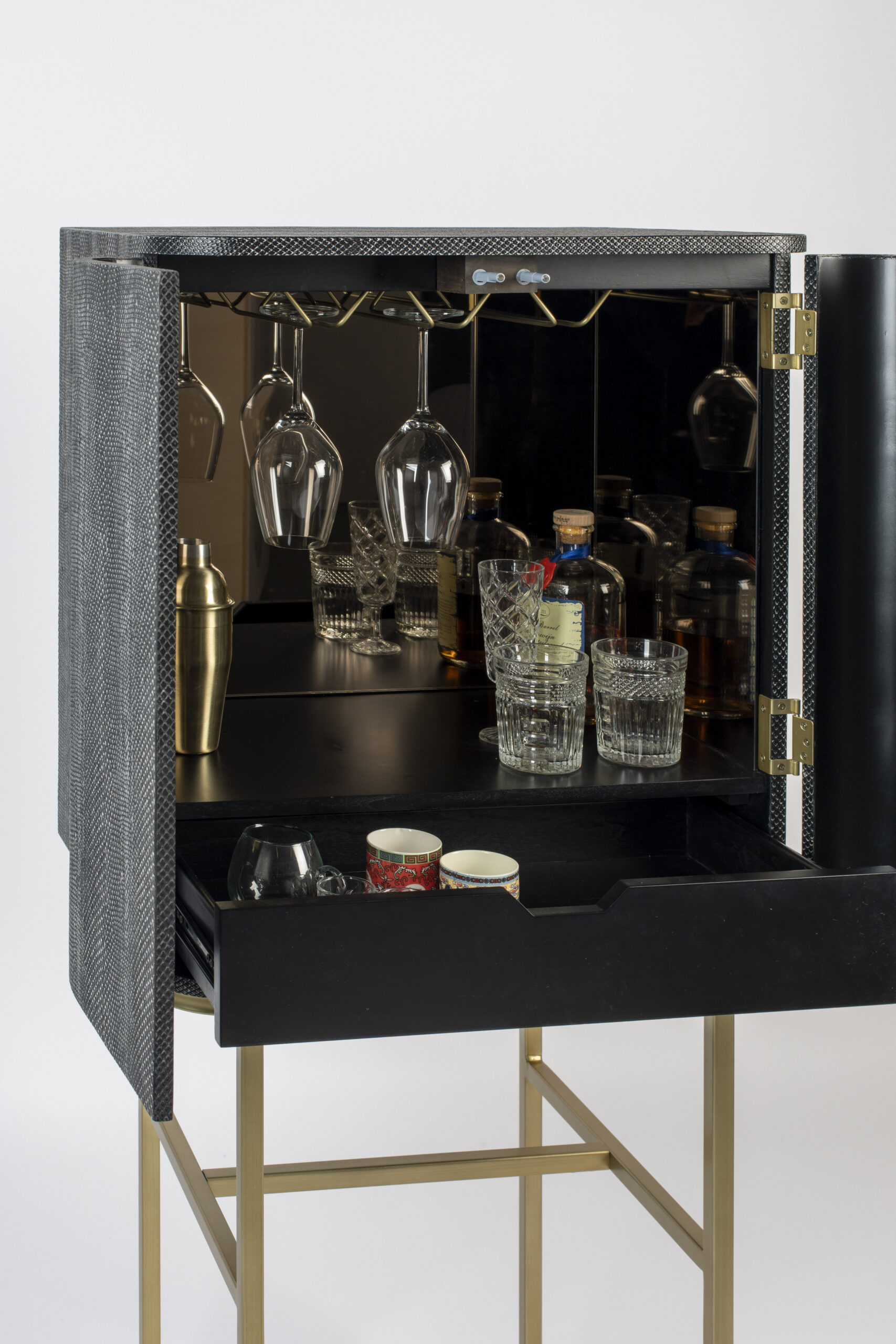 Bold Monkey kapp Ava Morgana