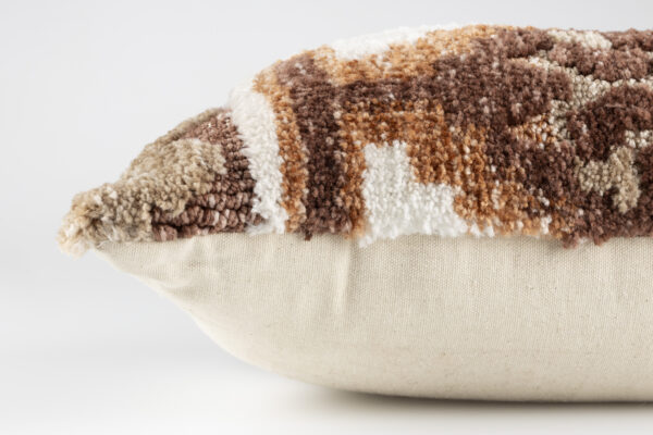 1000109_13 Dutchbone Maron padi