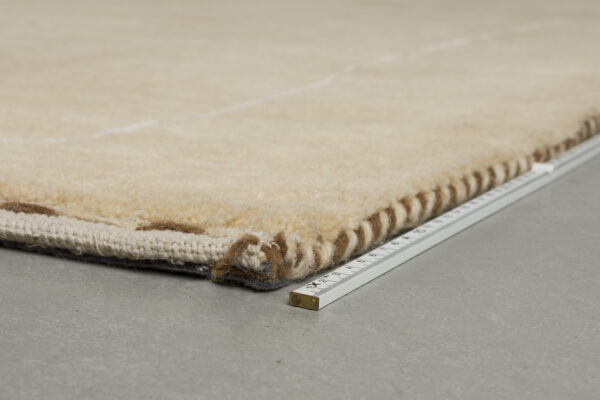 1001123_13 Zuiver vaip Doodle